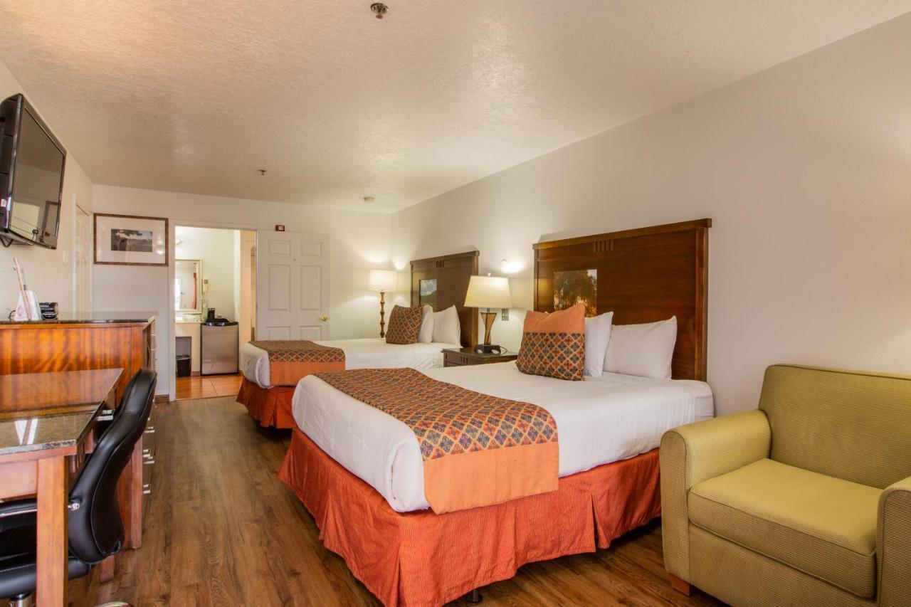 Sandia Peak Inn Old Town Abq, A Howard Johnson By Wyndham Albuquerque Exterior foto